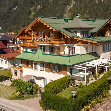 Apparthotel Sonnenhof Mayrhofen Buitenkant foto