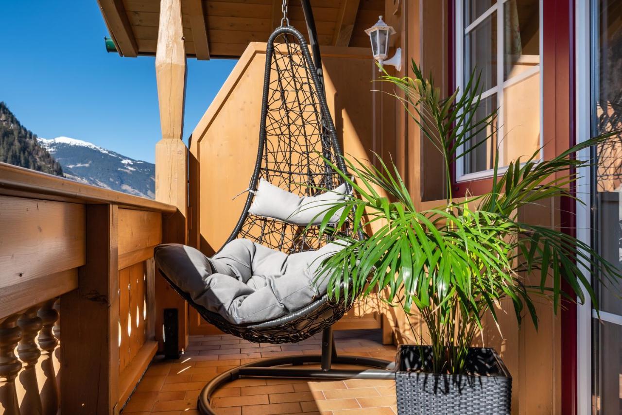 Apparthotel Sonnenhof Mayrhofen Buitenkant foto