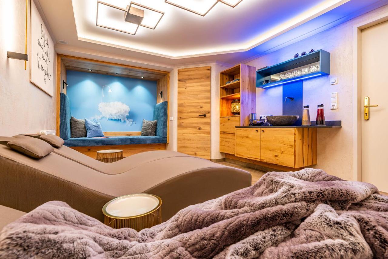 Apparthotel Sonnenhof Mayrhofen Buitenkant foto