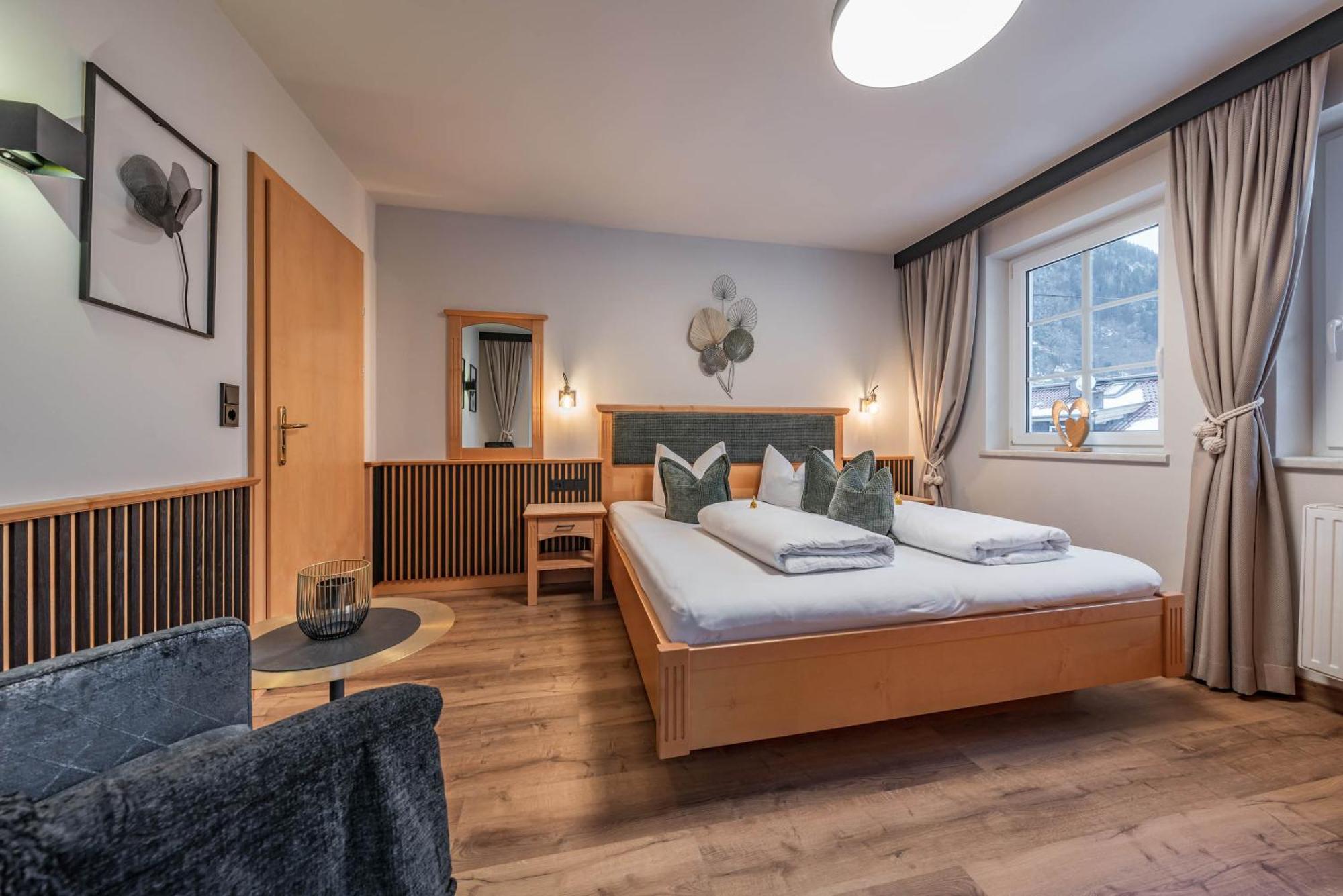 Apparthotel Sonnenhof Mayrhofen Buitenkant foto