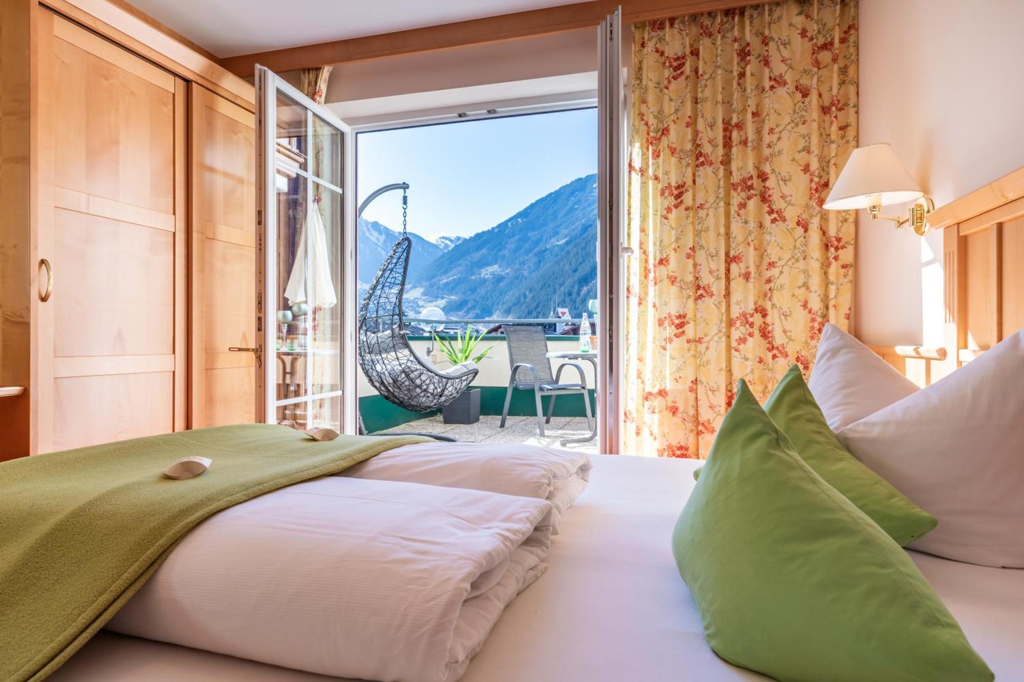 Apparthotel Sonnenhof Mayrhofen Buitenkant foto